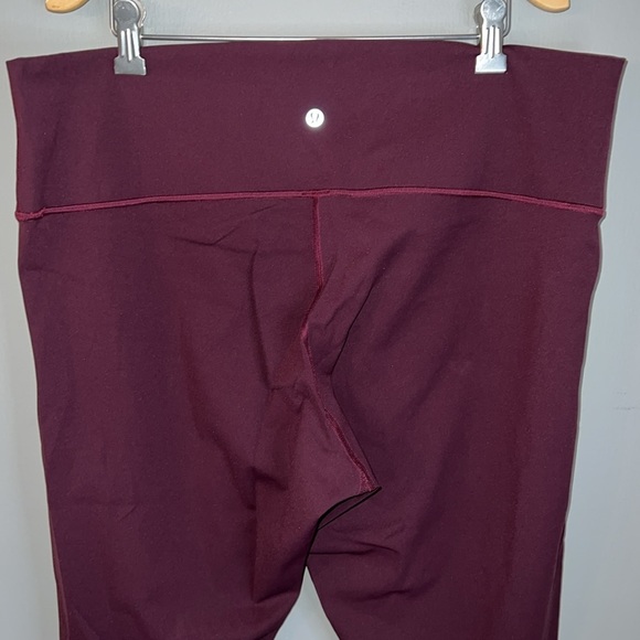 Lululemon Wunder Under High-Rise Tight Luxtreme in Red Merlot Size 18 - Picture 6 of 8